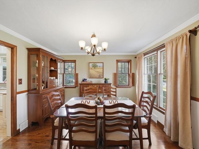 5971 Cherryview Ln, Bethel Park, PA 15102