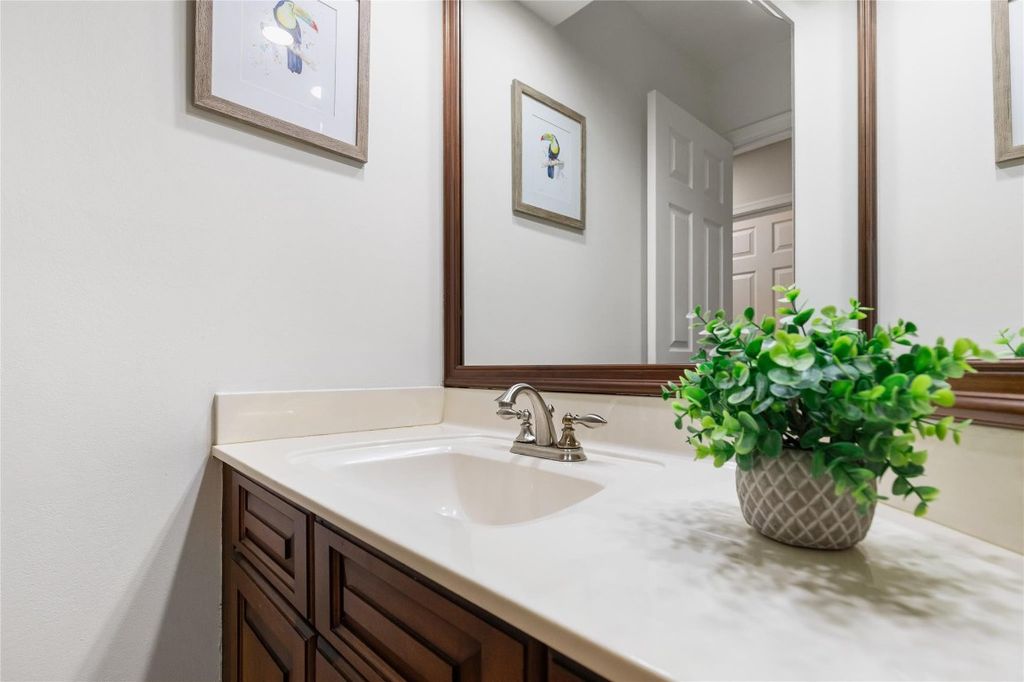 Image 12 of property listing at 5815 NW 96th Drive, Parkland, FL 33076