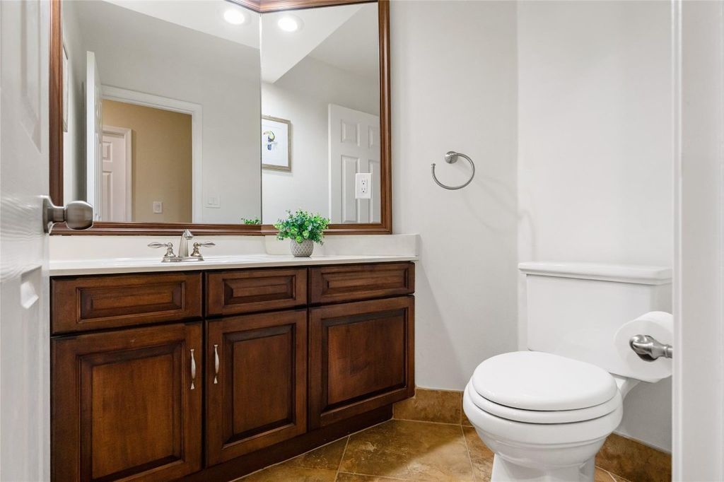 Image 13 of property listing at 5815 NW 96th Drive, Parkland, FL 33076