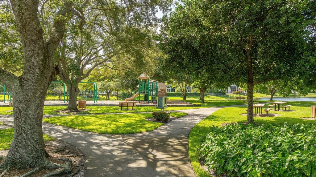 Image 39 of property listing at 5815 NW 96th Drive, Parkland, FL 33076