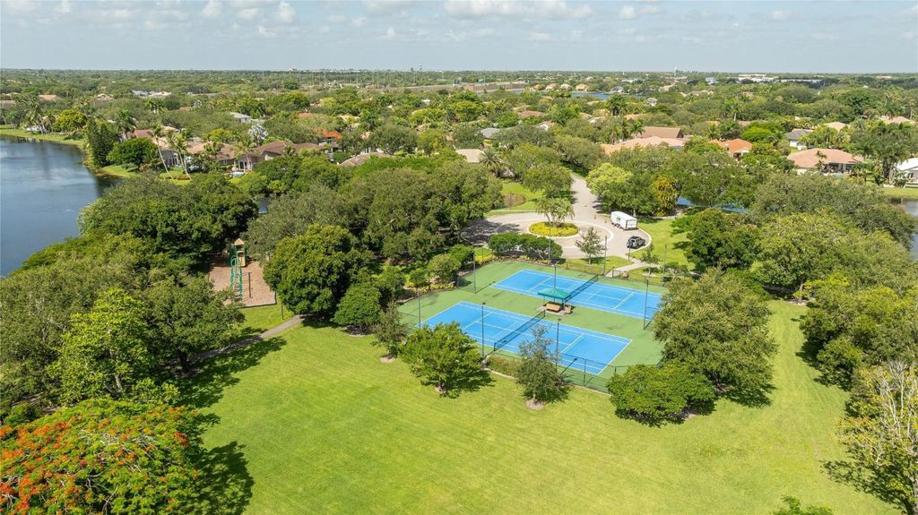 Image 45 of property listing at 5815 NW 96th Drive, Parkland, FL 33076