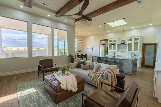 50 Calle Verde, Corrales, NM 87048