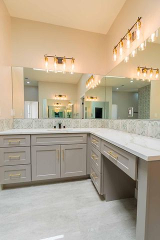 50 Calle Verde, Corrales, NM 87048