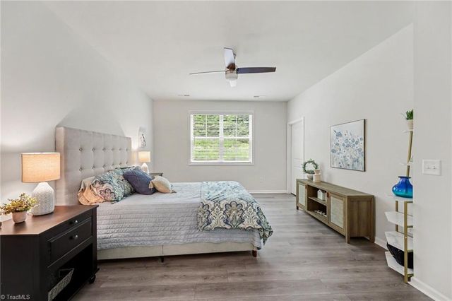 4520 Sapphire Court, Clemmons, NC 27012