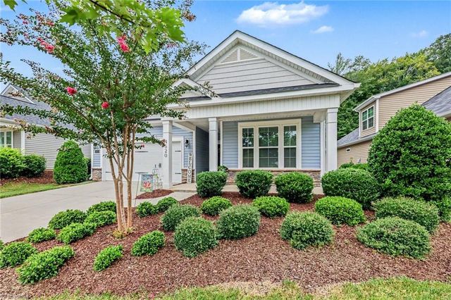 4520 Sapphire Court, Clemmons, NC 27012