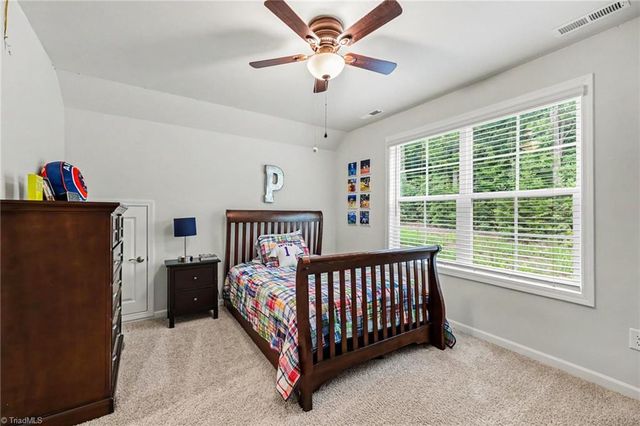 4520 Sapphire Court, Clemmons, NC 27012