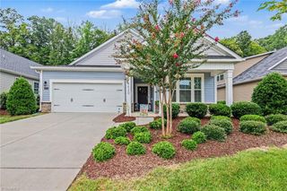 4520 Sapphire Court, Clemmons, NC 27012