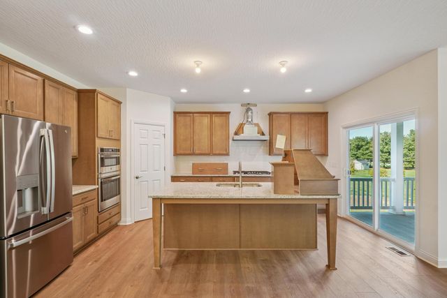 1533 Maple Heights Drive, Delaware, OH 43015