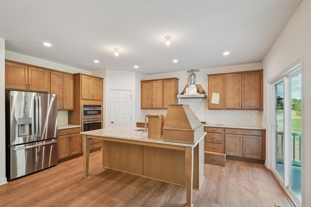 1533 Maple Heights Drive, Delaware, OH 43015