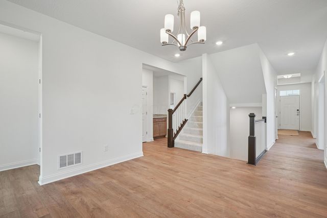 1533 Maple Heights Drive, Delaware, OH 43015