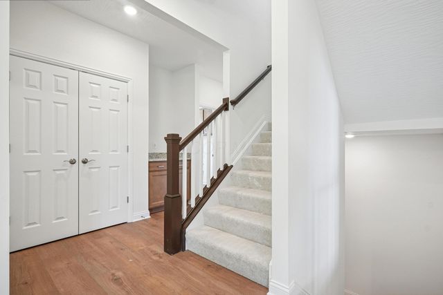 1533 Maple Heights Drive, Delaware, OH 43015