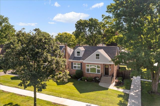 201 N Maple Street, Mount Prospect, IL 60056