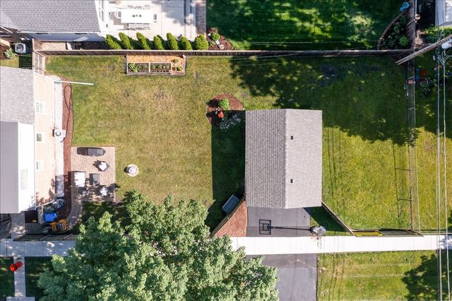 201 N Maple Street, Mount Prospect, IL 60056