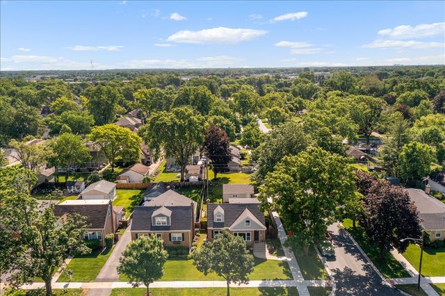 201 N Maple Street, Mount Prospect, IL 60056