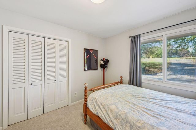 830 County Road 110 N, Mound, MN 55364