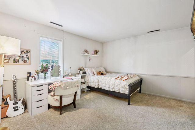 830 County Road 110 N, Mound, MN 55364