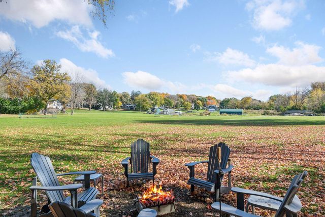 830 County Road 110 N, Mound, MN 55364