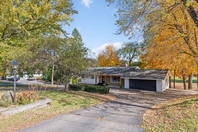 830 County Road 110 N, Mound, MN 55364