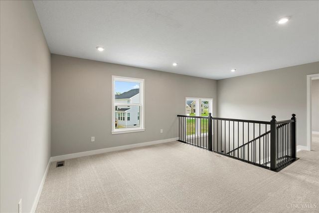 1316 Trailhead Place, Harrison, OH 45030
