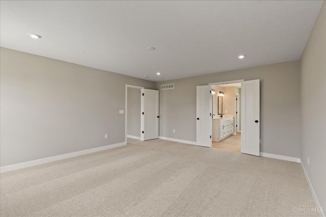 1316 Trailhead Place, Harrison, OH 45030