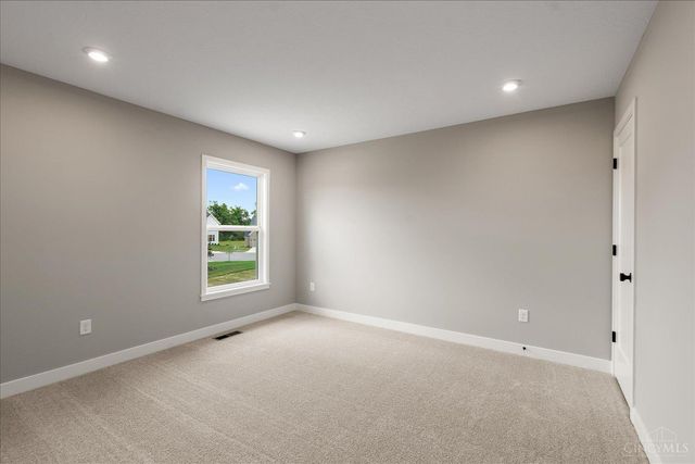 1316 Trailhead Place, Harrison, OH 45030