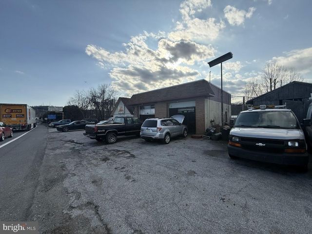 109 OLD YORK RD, New Cumberland, PA 17070