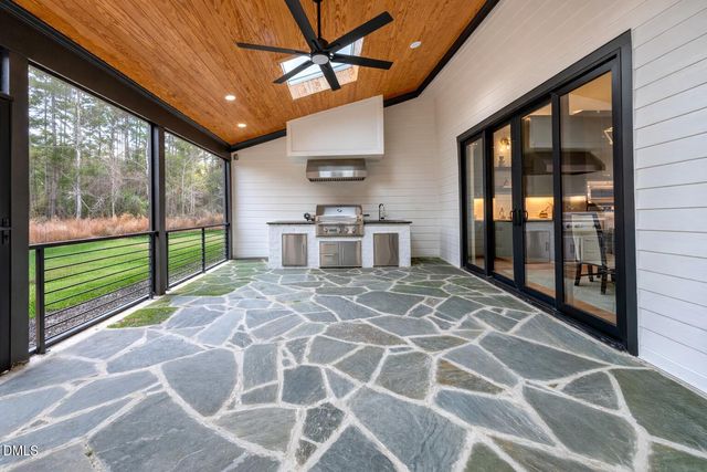 92 Bluffside Court, Pittsboro, NC 27312