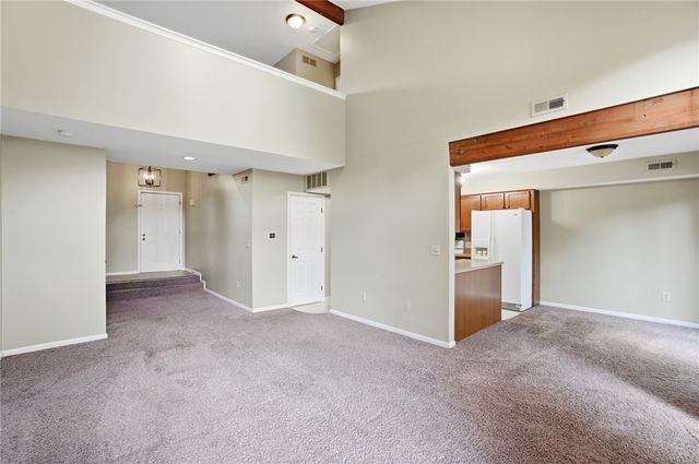 176 Queens Crossing 158, Washington Twp, OH 45458