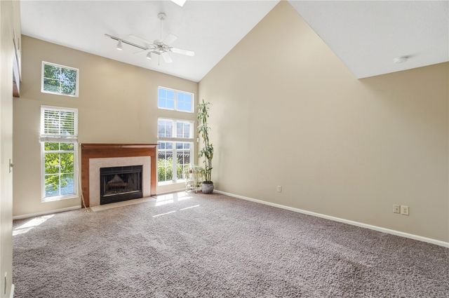 176 Queens Crossing 158, Washington Twp, OH 45458
