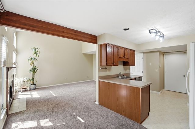 176 Queens Crossing 158, Washington Twp, OH 45458
