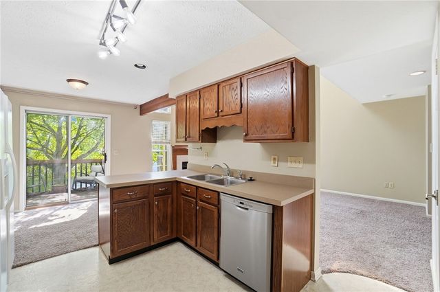 176 Queens Crossing 158, Washington Twp, OH 45458
