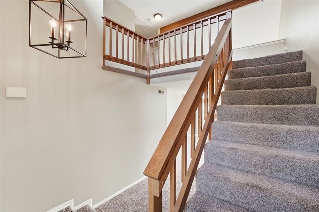176 Queens Crossing 158, Washington Twp, OH 45458