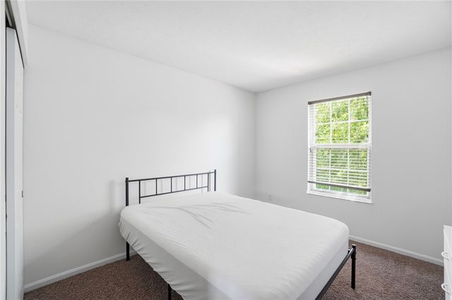 176 Queens Crossing 158, Washington Twp, OH 45458