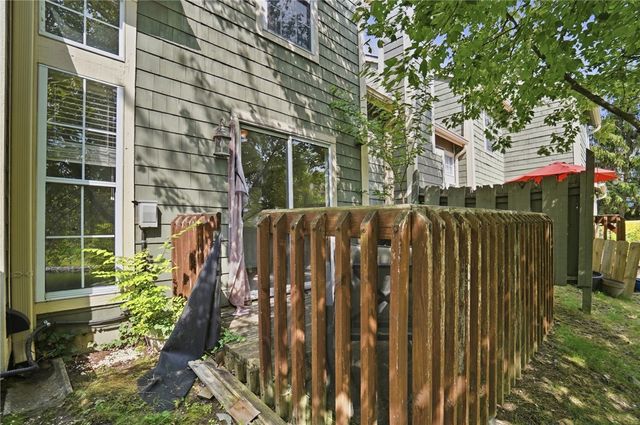 176 Queens Crossing 158, Washington Twp, OH 45458