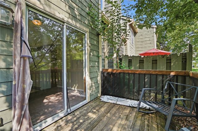 176 Queens Crossing 158, Washington Twp, OH 45458