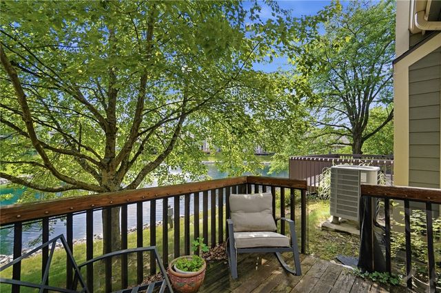 176 Queens Crossing 158, Washington Twp, OH 45458