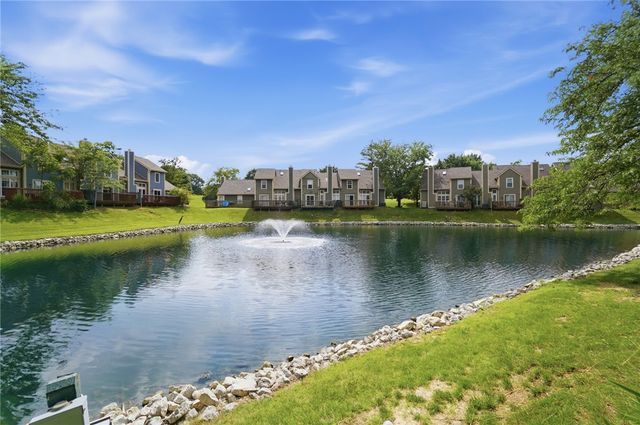 176 Queens Crossing 158, Washington Twp, OH 45458