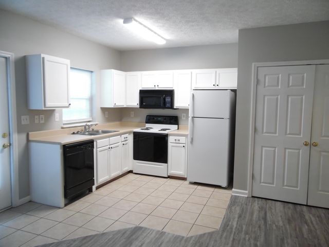 2781 Jacquelyn Lane 413, Lexington, KY 40511