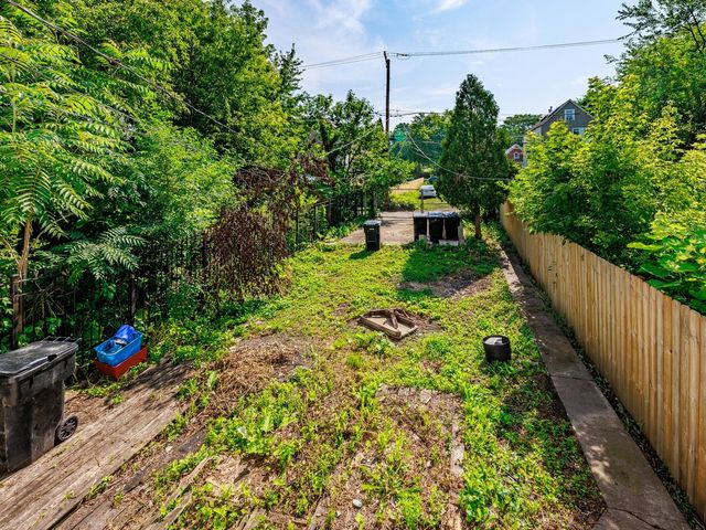 5225 S Wood Street, Chicago, IL 60609