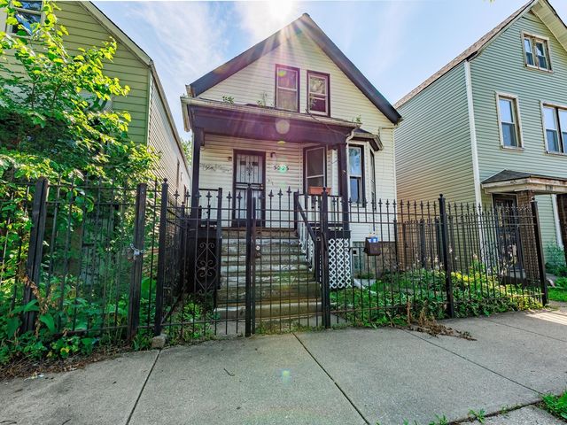 5225 S Wood Street, Chicago, IL 60609