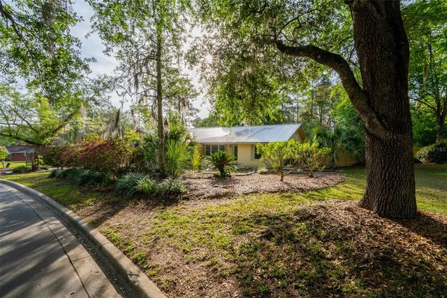 10135 NW 25TH PLACE, Gainesville, FL 32606