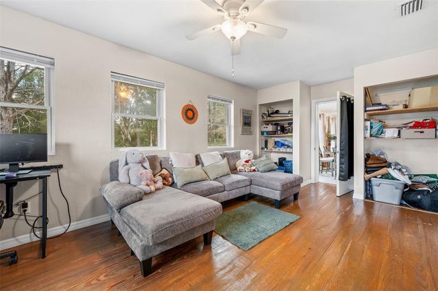 10135 NW 25TH PLACE, Gainesville, FL 32606