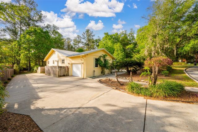 10135 NW 25TH PLACE, Gainesville, FL 32606