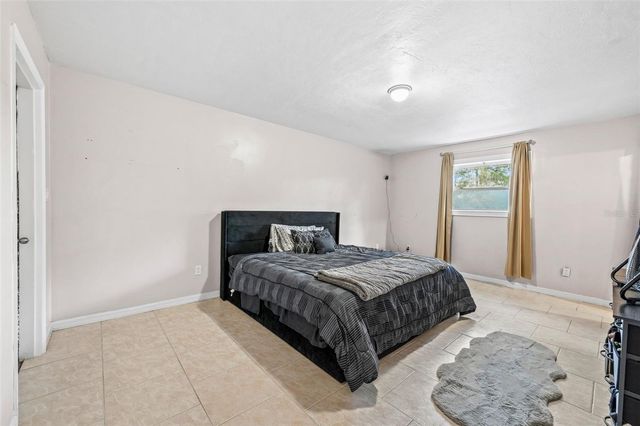 10135 NW 25TH PLACE, Gainesville, FL 32606