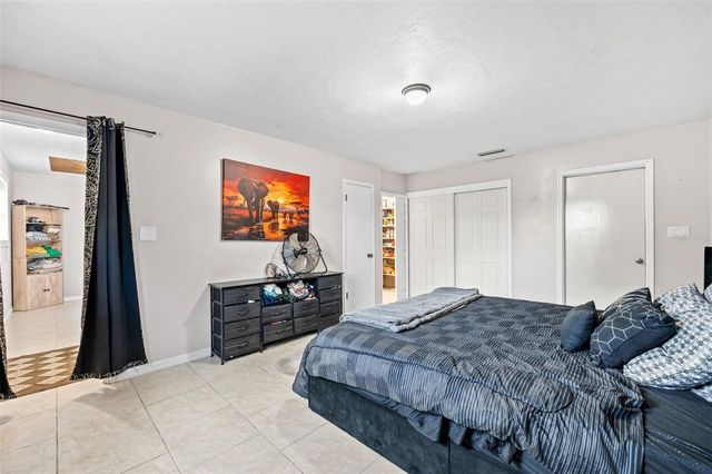 10135 NW 25TH PLACE, Gainesville, FL 32606