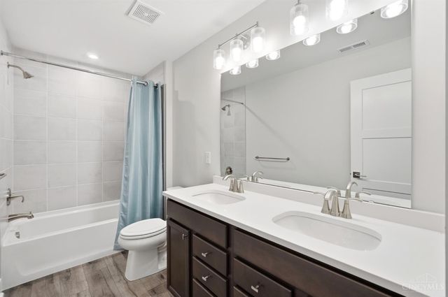 5018 Ainsley Drive, Mason, OH 45040