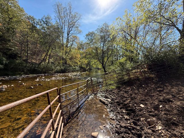 6402 Potts Creek RD, Covington, VA 24426