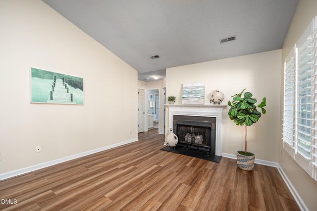 104 Duchess Lane, Chapel Hill, NC 27517