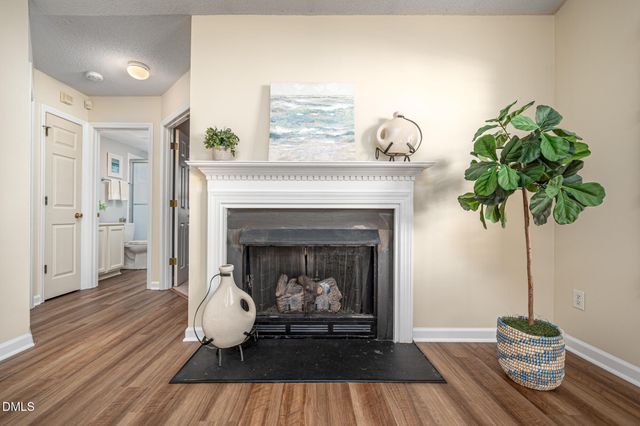 104 Duchess Lane, Chapel Hill, NC 27517
