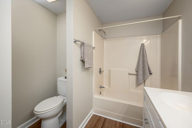 104 Duchess Lane, Chapel Hill, NC 27517